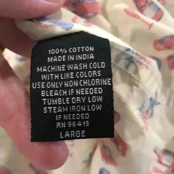 MASSIVE shirt sleeve button down with summer themed design. - Picture 8 of 8